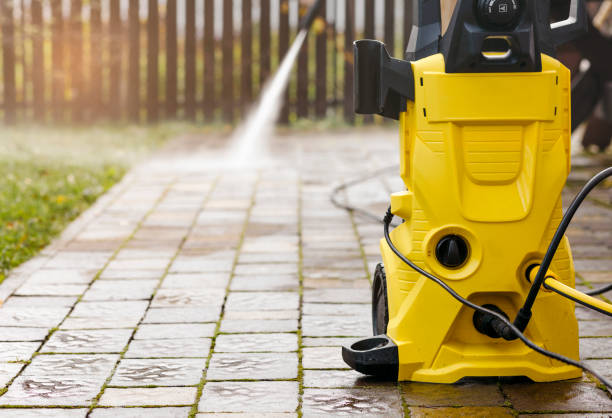 Spring Cleaning in Southwest Sandhill, TX